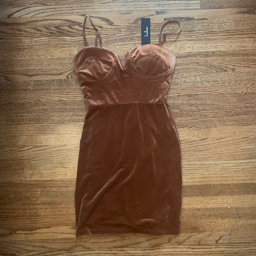NWT blush velvet lulus bodycon dress